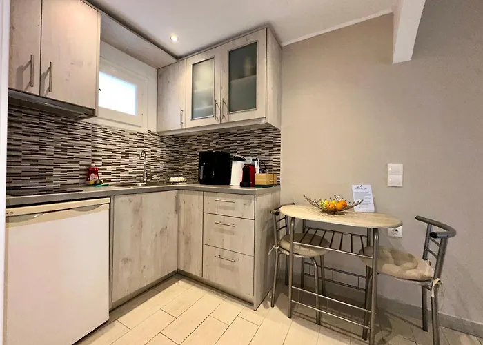 Eleana And * Agios Georgios Pagon