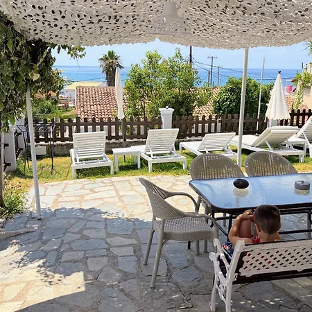 Apartmán Eleana And Agios Georgios Pagon