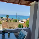 Eleana And Apartmán Agios Georgios Pagon